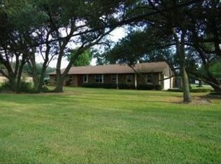 155 Ridgewood St, Bridge City, TX 77611