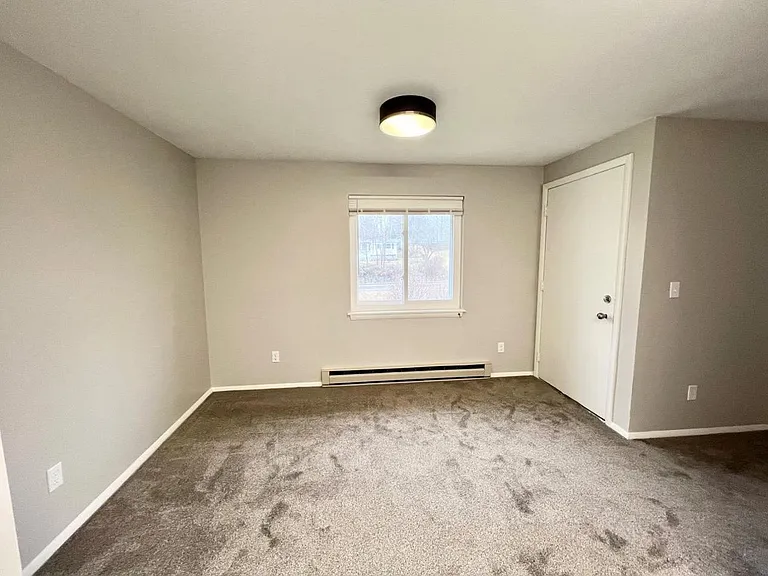 5 Grove St #A3 — Photo 8