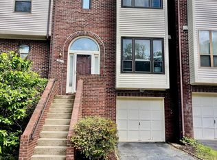 6627 Westbury Oaks Ct, Springfield, VA 22152
