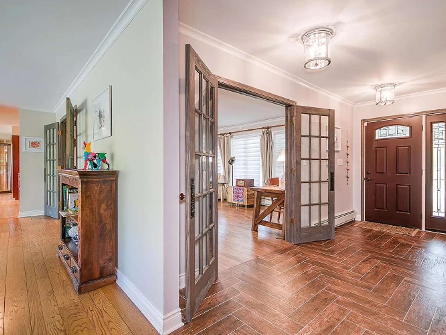 6 bed, 3000 sqft, $3,200 — Photo 3