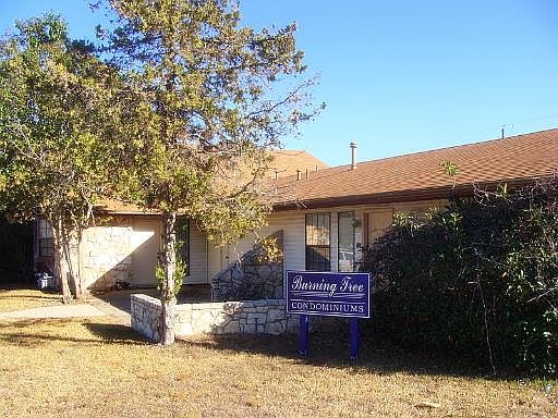 1st image of 623 OAK PARK DR BUILDING D
