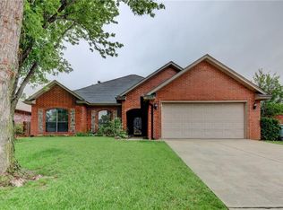 1409 Jamestown, Edmond, OK 73003