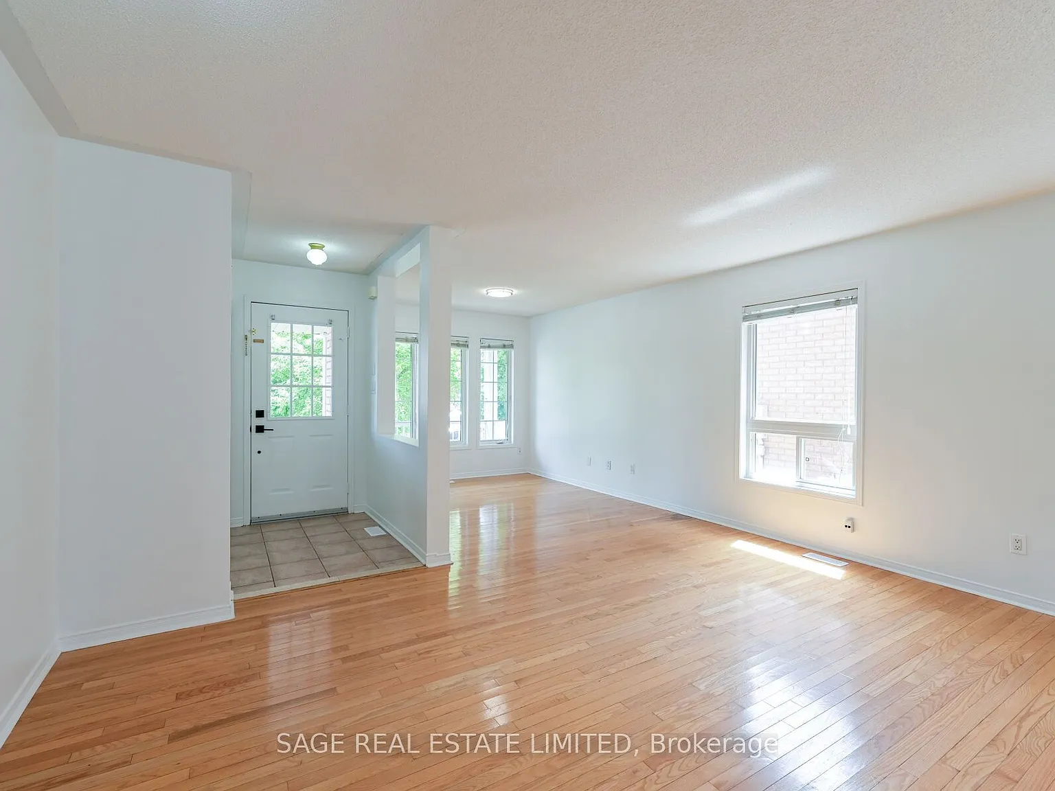 4 bed, $3,200 — Photo 4