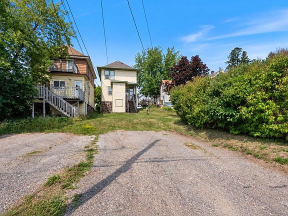 2nd image of 1010 E 9th St