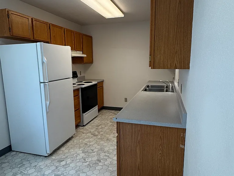 1627 Poplar St #1 — Photo 18
