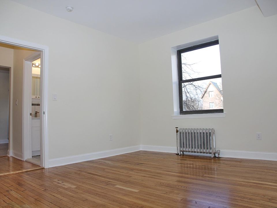 2nd image of 55 Locust Ave #4C