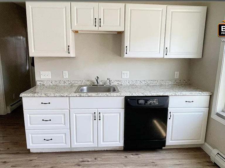 46 Myrtle Ave — Photo 22