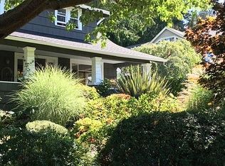 9225 Olympic View Dr, Edmonds, WA 98020