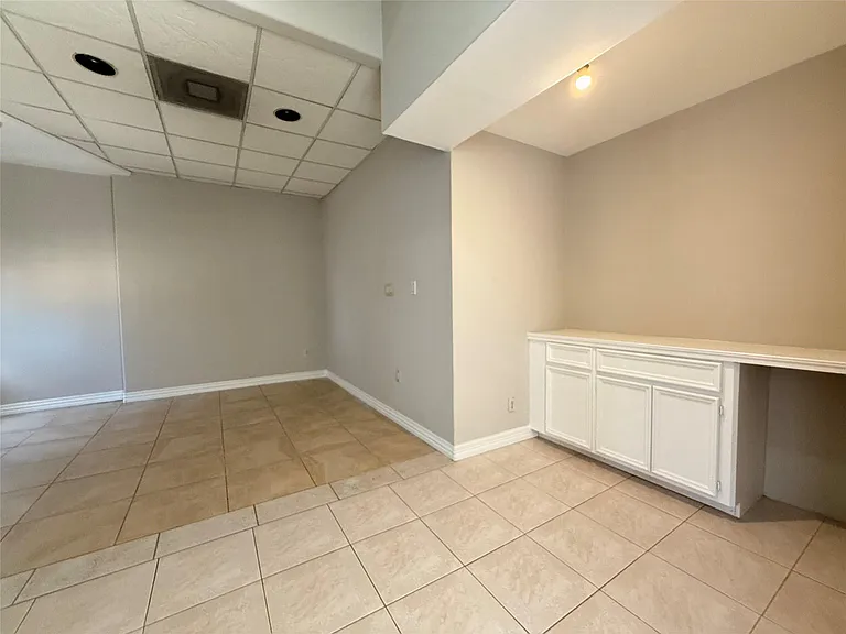 11346 Old Telegraph Rd — Photo 7