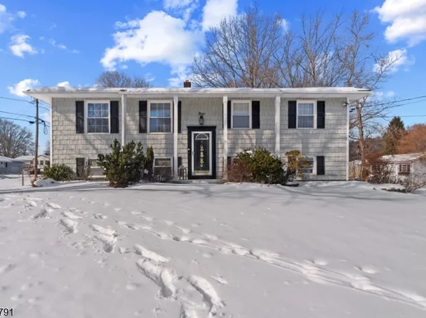 3 Armstrong Dr, Jefferson Twp., NJ 07438