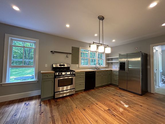 800 OAPost Kitchen.jpg