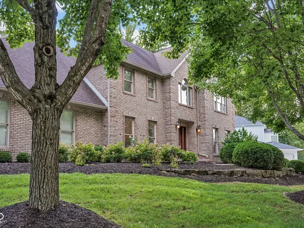 5183 Northwood Dr, Columbus, IN 47201