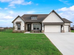 127 Clear Creek Ln, Rhome, TX 76078