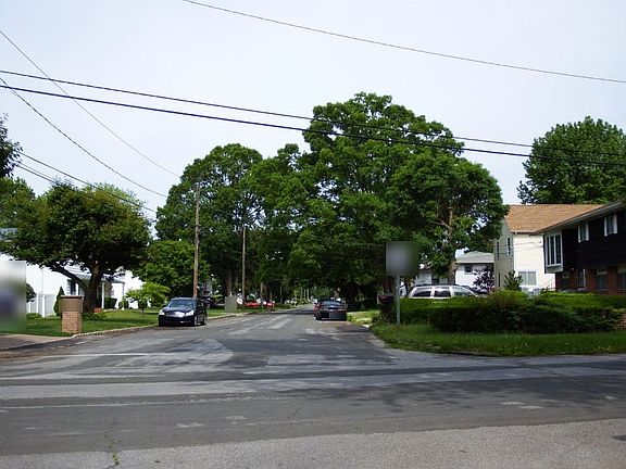 4th image of 231 Essex St