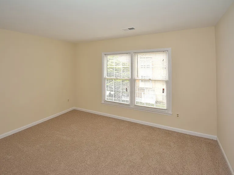 9425 Van Arsdale Dr — Photo 15