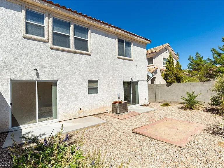1401 Sycamore Spring Ct — Photo 31