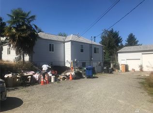 3012 S 144th St, Seattle, WA 98168