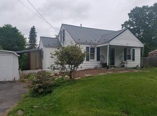 832 Henry St, Marion, VA 24354