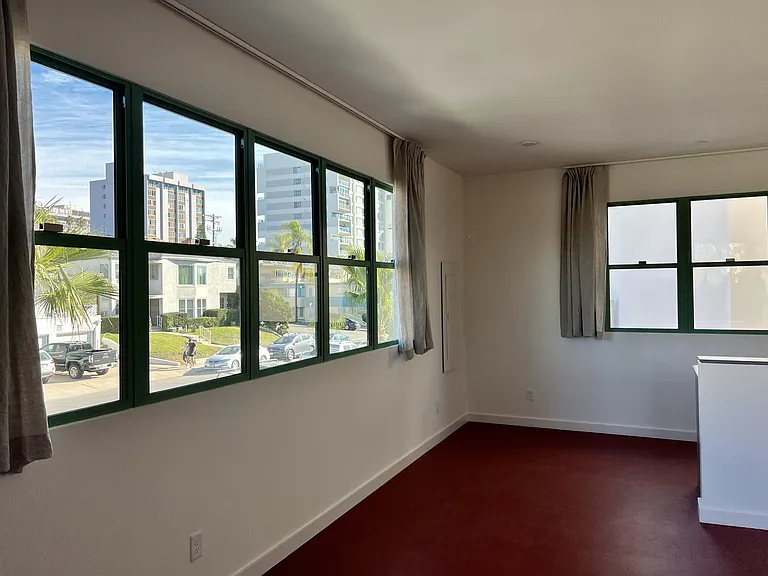 2730 1st Ave #202 — Photo 3