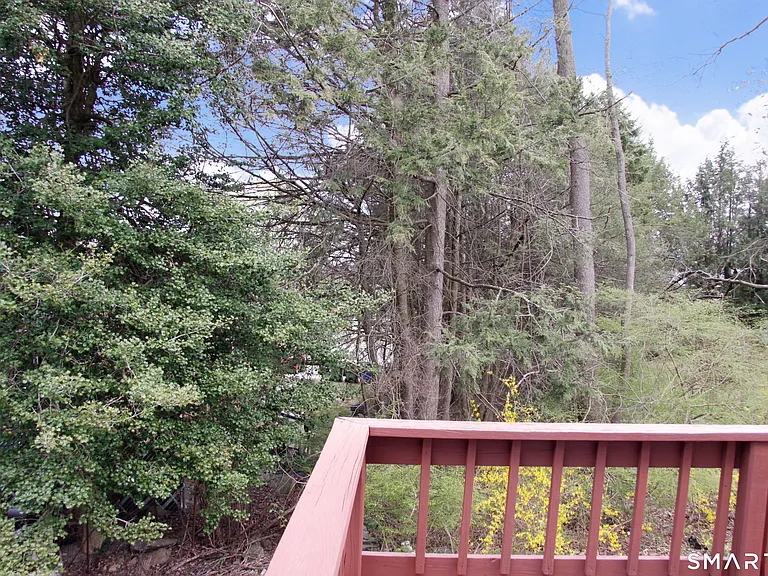 203 Capewell Ave — Photo 38