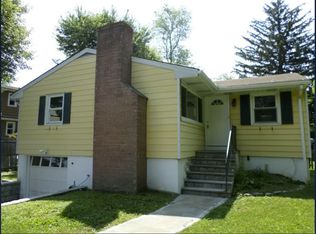 346 Flax Hill Rd, Norwalk, CT 06854