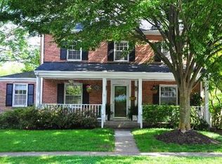 4608 Edgefield Rd, Bethesda, MD 20814