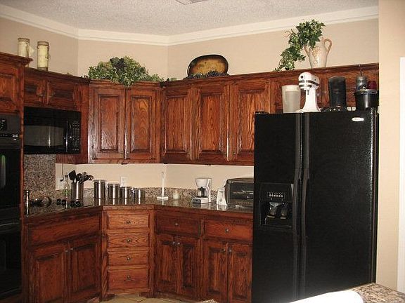 4th image of 10501 Elkridge Ave
