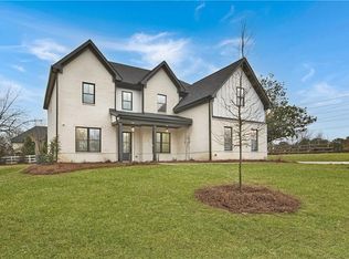 6032 Wade Orr Rd, Flowery Branch, GA 30542