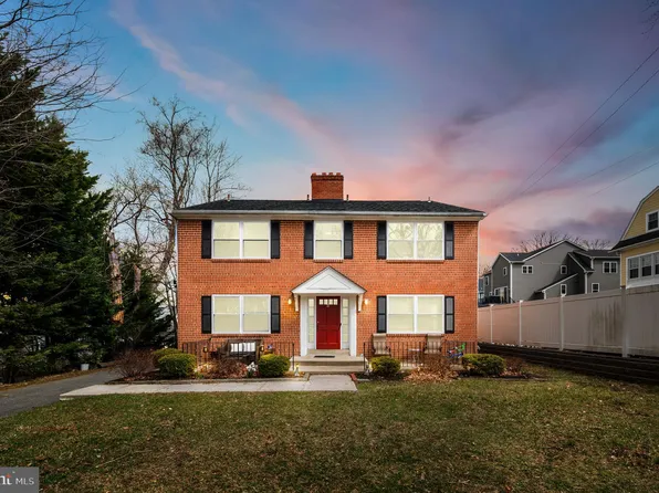 21 W 7th St, Media, PA 19063