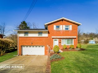 512 Holly Dr, Monroeville, PA