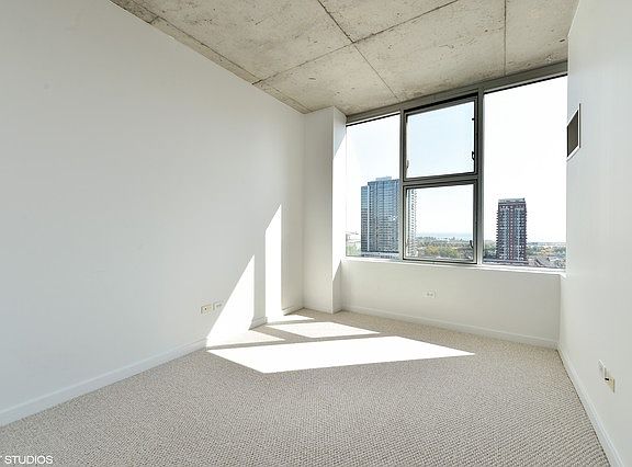 4th image of 1720 S Michigan Ave APT 1508