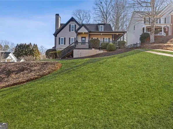 610 Lovinggood Trl, Woodstock, GA 30189