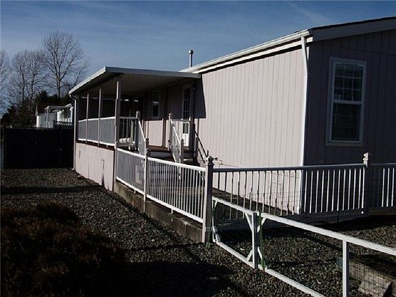 5th image of 2046 Grand Fir Dr