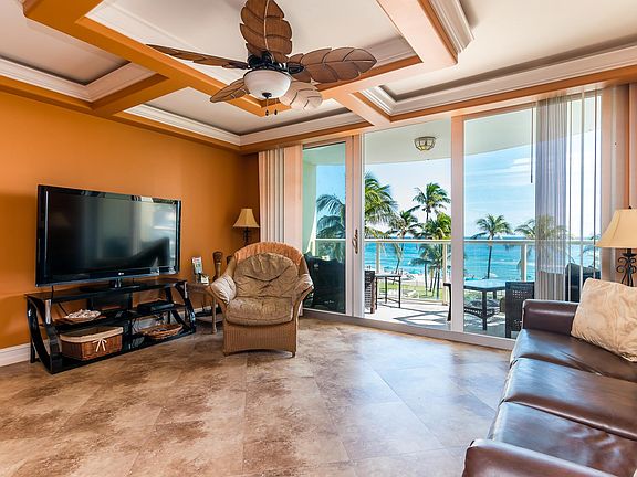 2nd image of 1080 E Hillsboro Blvd #303