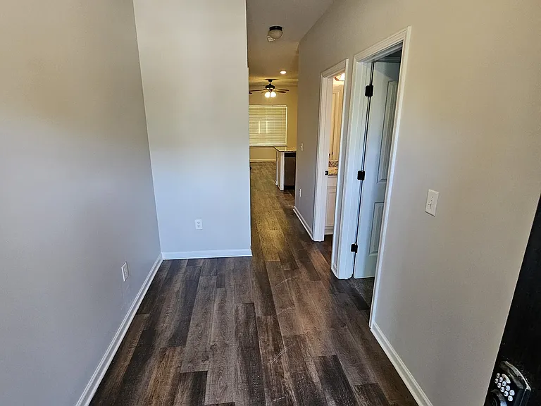 3004 Bayrose Cir #102B — Photo 8