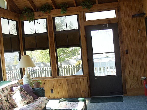 Cedar 3 season room