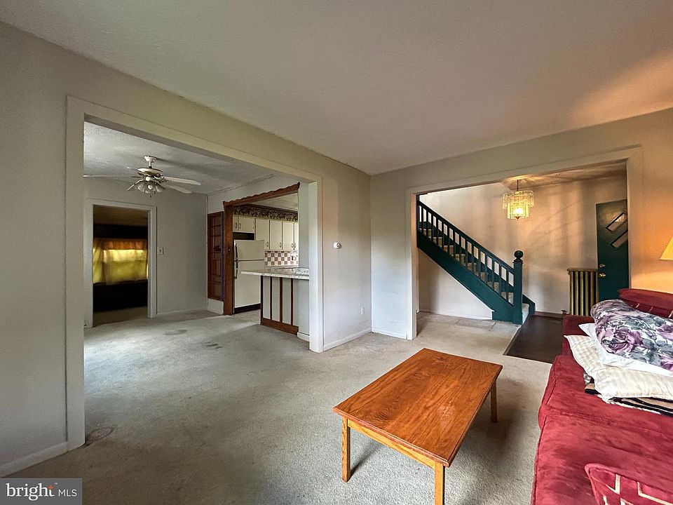 28th image of 125 1st St