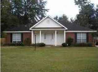 1680 Woodforest Dr, Semmes, AL 36575