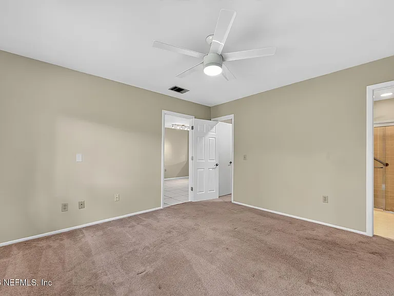 838 Lawnwood Ave NE — Photo 25
