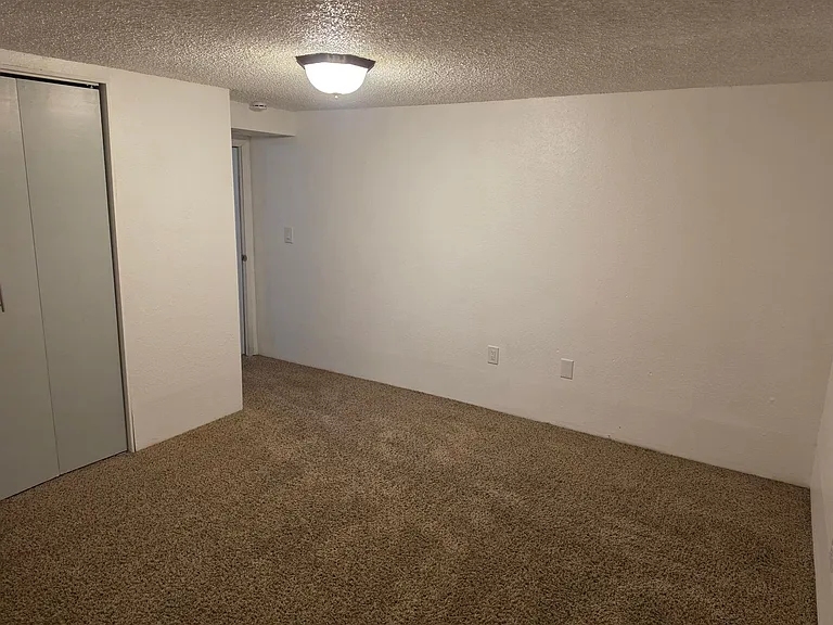 1403 Frontier St — Photo 15