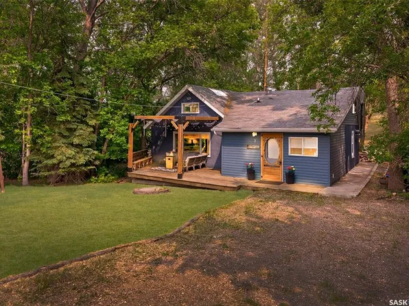 3 Elliott DRIVE, Sun Valley, SK S6H 7W6
