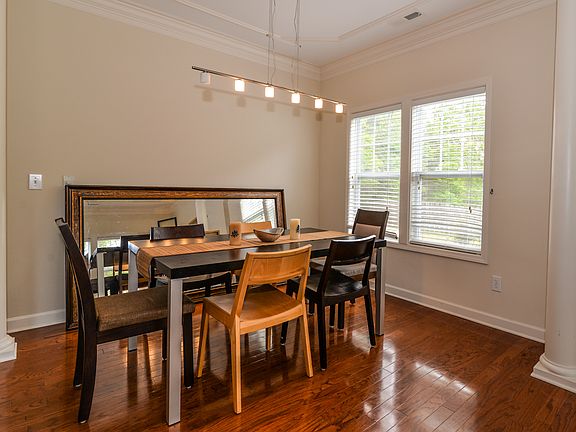 2nd image of 12709 Oldehurst Pl