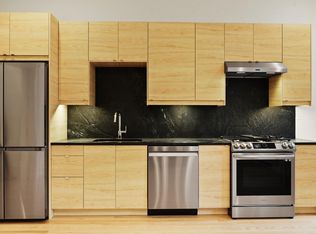 1014 N Calvert St APT 3, Baltimore, MD 21202