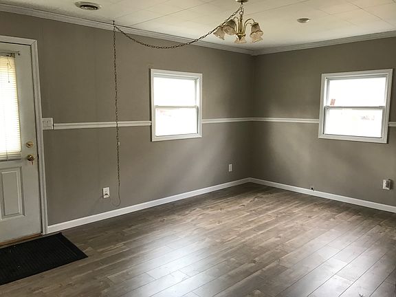 3rd image of 325 Ohio Ave