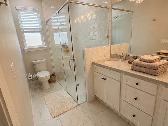 5th image of 2878 Green St