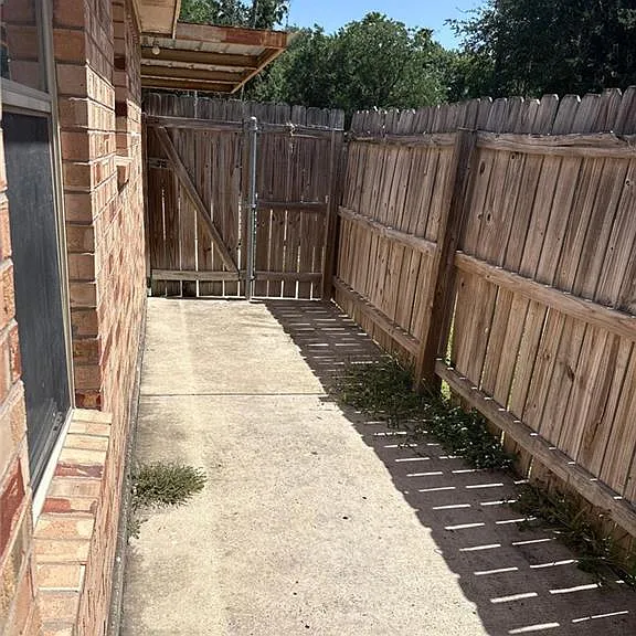 1901 W Western Dr #2 — Photo 23