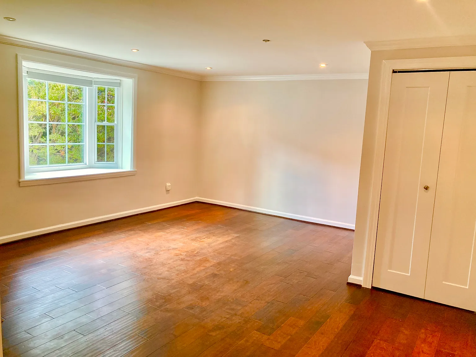 2 bed, 765 sqft, $2,300 — Photo 4