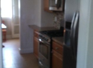 931 W Lewiston Ave, Ferndale, MI 48220