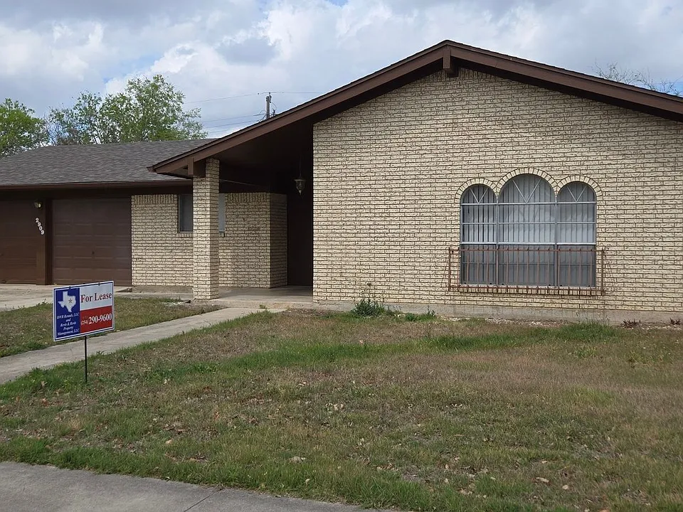 2909 Cypress Dr