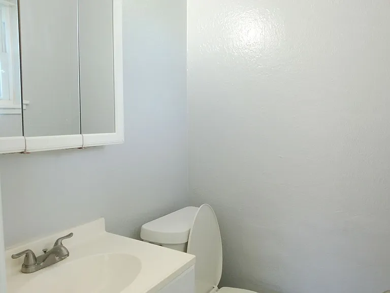 4318 Belfast Dr — Photo 11